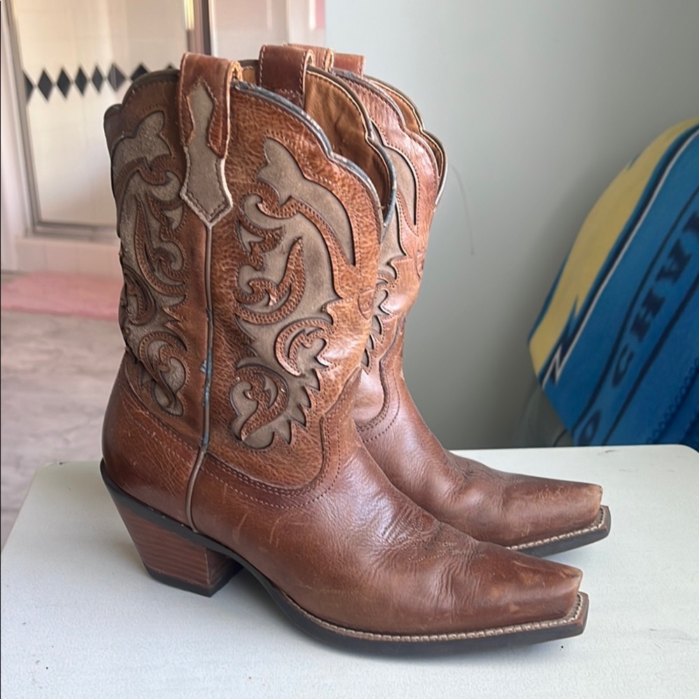 Ariat Brown Western Cowboy Boots